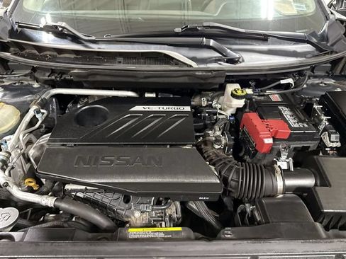 Used 2024 Nissan Rogue SV FWD image 24