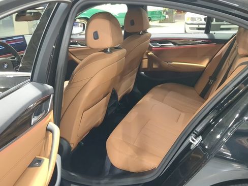 Used 2023 BMW 540i xDrive AWD/4WD image 11