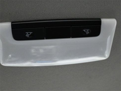 Used 2023 Nissan Sentra SV image 15