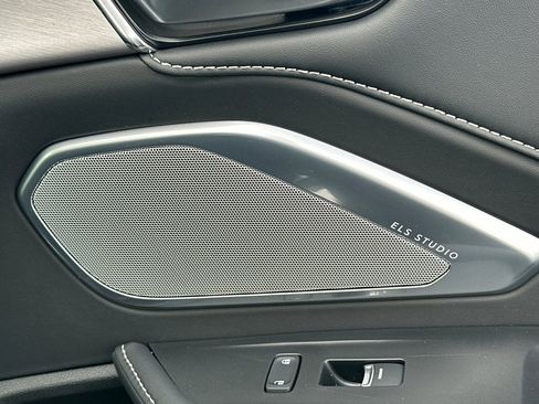 Used 2023 Acura RDX w/ Technology Package image 22