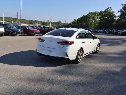 Used 2023 Hyundai Kona SEL AWD/4WD image 5