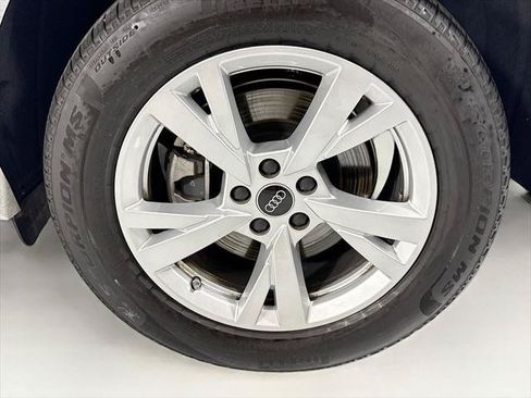 Certified 2025 Audi Q5 Premium w/ Convenience Package AWD/4WD image 31