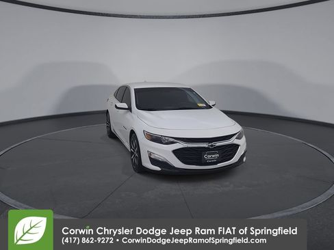 Used 2024 Chevrolet Malibu RS FWD image 3