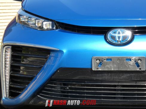 Used 2018 Toyota Mirai FWD image 18