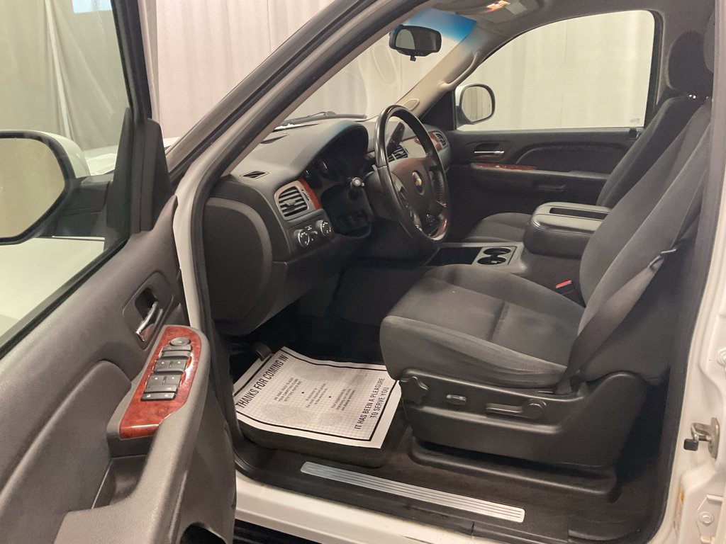 Used 2009 Chevrolet Tahoe LT AWD/4WD image 4