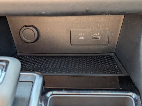 Used 2023 Nissan Pathfinder SV AWD/4WD image 26