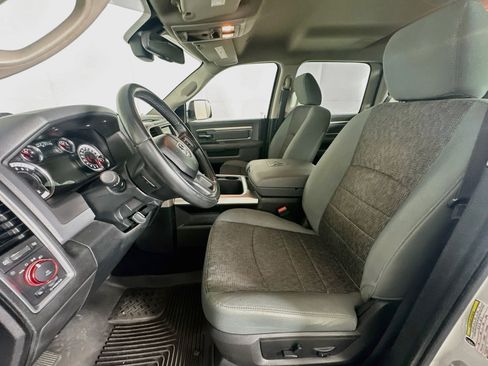 Used 2018 RAM 1500 Big Horn RWD image 13