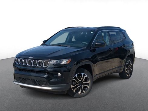 Used 2023 Jeep Compass Limited image 1
