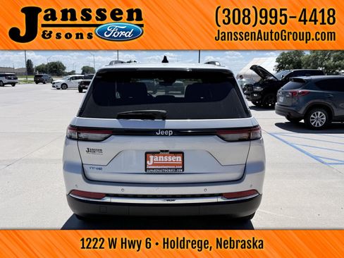 Used 2024 Jeep Grand Cherokee Limited 4xe AWD/4WD image 7