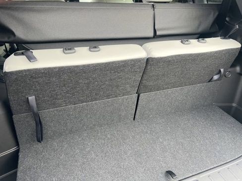 Used 2025 Mitsubishi Outlander SEL image 35