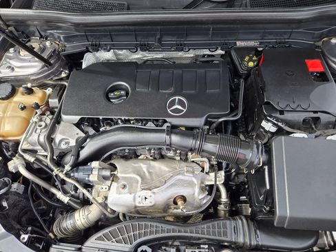 Used 2020 Mercedes-Benz GLB 250 4MATIC image 67