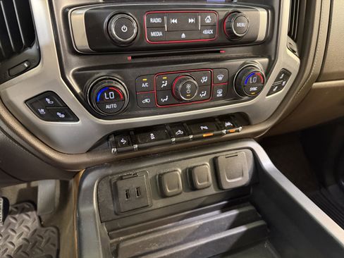 Used 2016 GMC Sierra 1500 SLT w/ Texas SLT Premium Package AWD/4WD image 9
