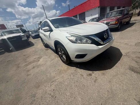 Used 2015 Nissan Murano S w/ Cargo Package AWD/4WD image 2