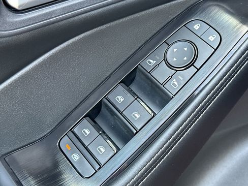 New 2026 Nissan Rogue SV AWD/4WD image 13