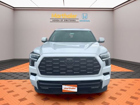 Used 2025 Toyota Sequoia Platinum AWD/4WD image 8