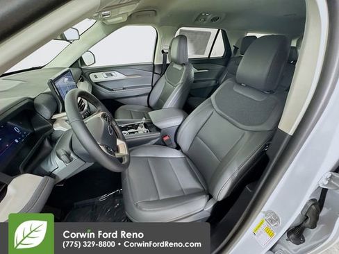 New 2025 Ford Explorer Active w/ Active Comfort Package image 23