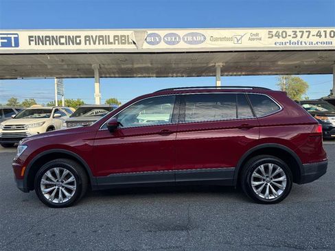 Used 2018 Volkswagen Tiguan SE AWD/4WD image 9