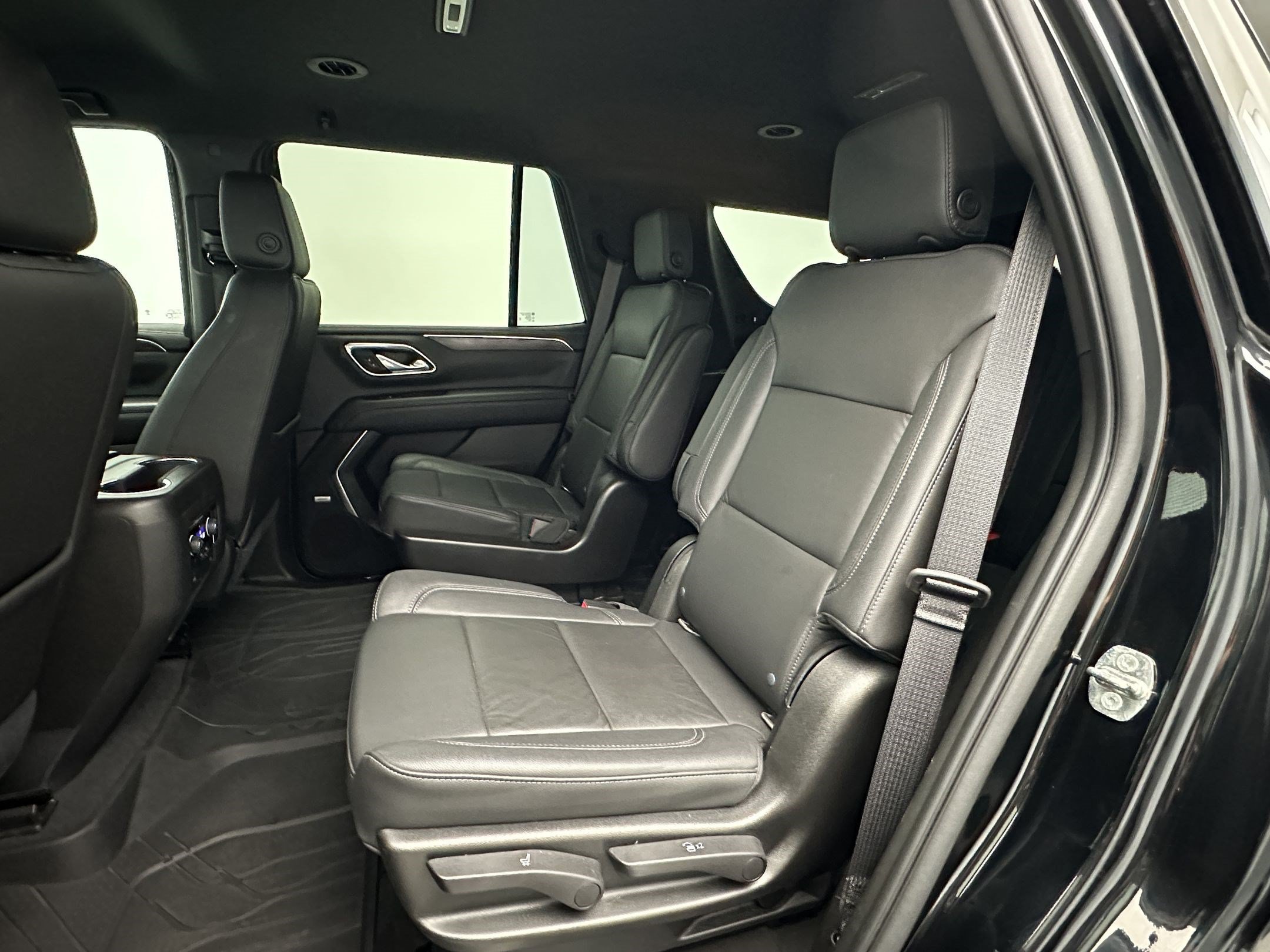 Certified 2021 Chevrolet Tahoe LT AWD/4WD image 23
