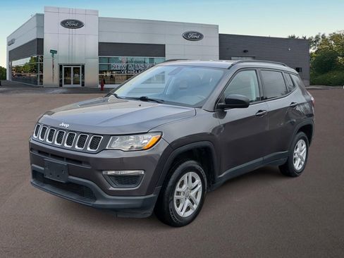 Used 2018 Jeep Compass Sport w/ Tech Group image 5