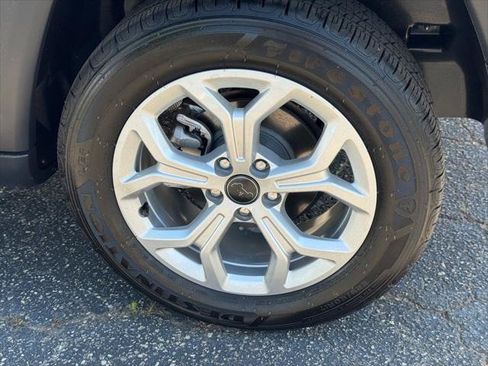 Certified 2026 Jeep Compass Latitude AWD/4WD image 14