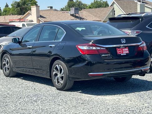 Used 2016 Honda Accord LX image 7