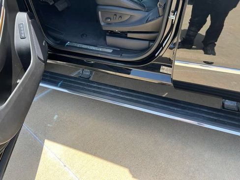 Used 2019 GMC Yukon Denali w/ Denali Ultimate Package AWD/4WD image 14