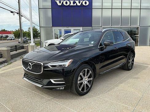 Used 2019 Volvo XC60 T6 Inscription w/ Protection Package Premier AWD/4WD image 3