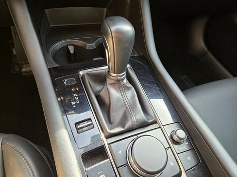 Used 2022 MAZDA MAZDA3 s image 29