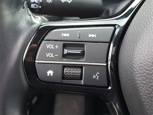 Used 2025 Honda HR-V EX-L image 22