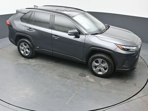 Used 2022 Toyota RAV4 XLE image 44
