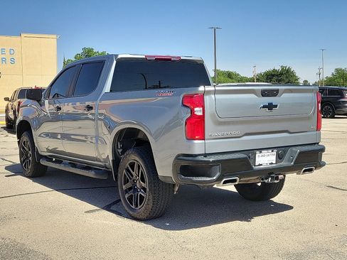 Used 2025 Chevrolet Silverado 1500 LT Trail Boss AWD/4WD image 3