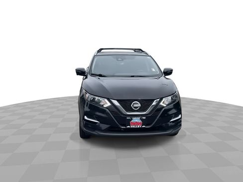 Used 2021 Nissan Rogue Sport SL AWD/4WD image 3