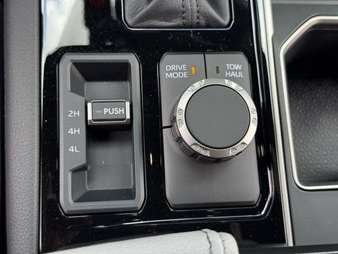 New 2026 Toyota Tundra Limited AWD/4WD image 22