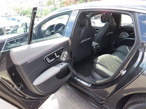 Used 2024 Mercedes-Benz EQS 450+ Sedan image 21