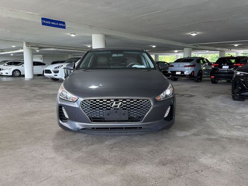 Used 2018 Hyundai Elantra GT FWD image 4