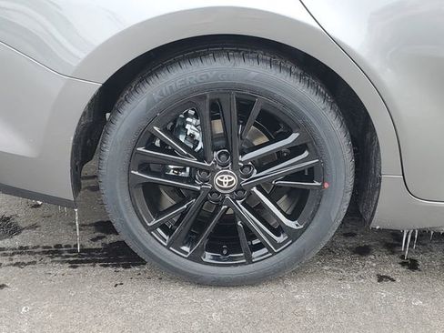 New 2026 Toyota Camry SE image 5