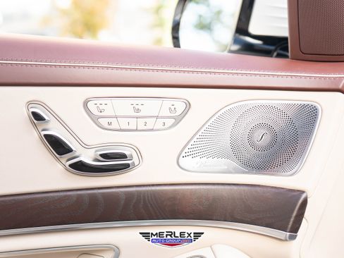 Used 2018 Mercedes-Benz S 560 4MATIC Sedan w/ AMG Line Exterior image 44