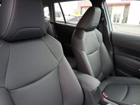 New 2026 Toyota Corolla Cross XLE w/ Convenience Package AWD/4WD image 9