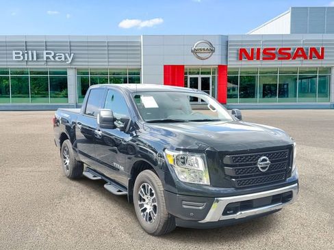 Used 2021 Nissan Titan SV w/ SV Convenience Package AWD/4WD image 1
