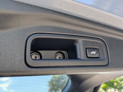 Used 2022 Honda Pilot Special Edition image 16