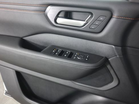 New 2025 Nissan Armada PRO-4X image 20