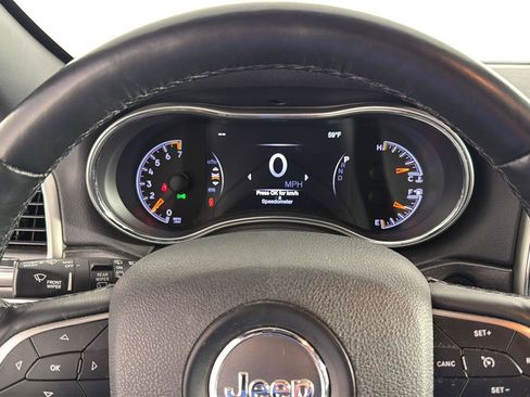 Used 2018 Jeep Grand Cherokee Limited w/ Trailer Tow Group IV AWD/4WD image 7