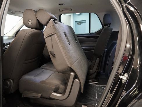 Used 2021 Chevrolet Traverse LS w/ LPO, Floor Liner Package image 21