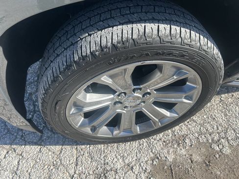 Used 2017 GMC Yukon Denali w/ Open Road Package image 8