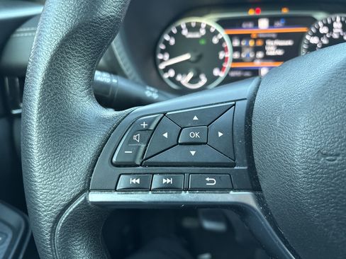 Used 2024 Nissan Sentra SV image 19