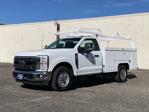New 2025 Ford F350 XL w/ XL Chrome Package image 2