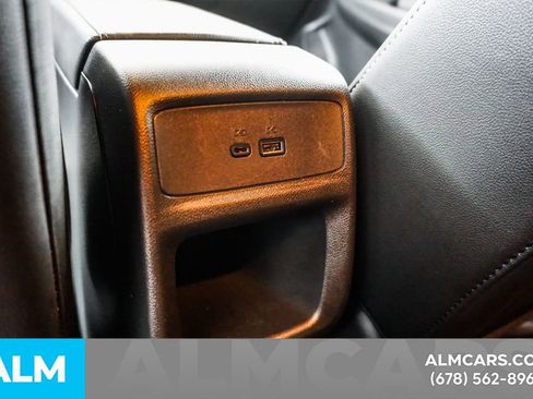 Used 2025 Buick Envista Preferred image 55