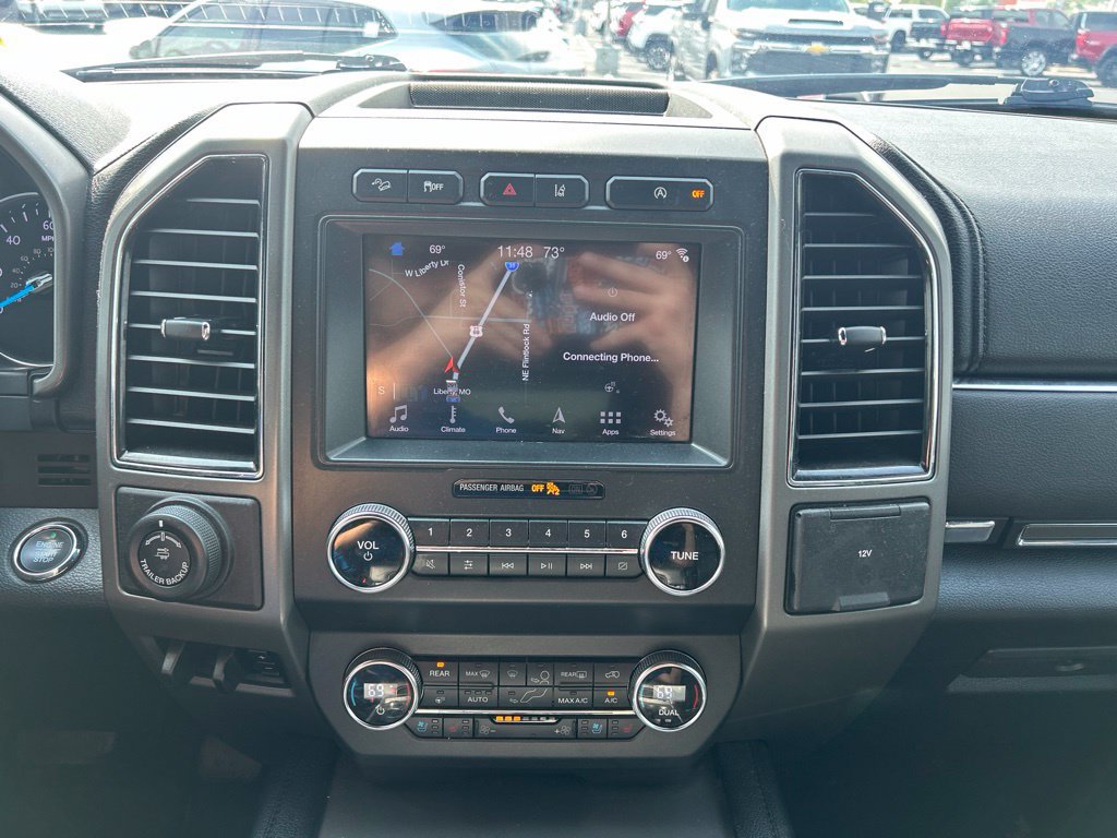 Used 2019 Ford Expedition XLT w/ Equipment Group 202A AWD/4WD image 24