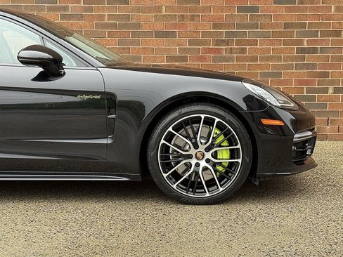 Certified 2022 Porsche Panamera 4 image 11
