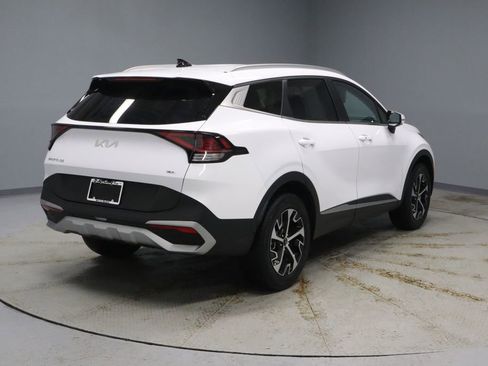 Used 2023 Kia Sportage EX image 13